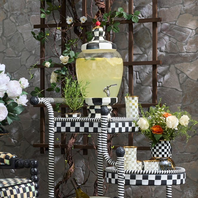 Courtly Check Beverage Hostess image number 10