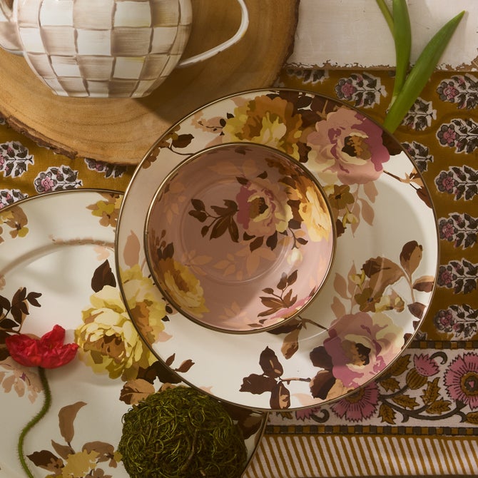 Wild Rose Mauve Everyday Bowl image number 2