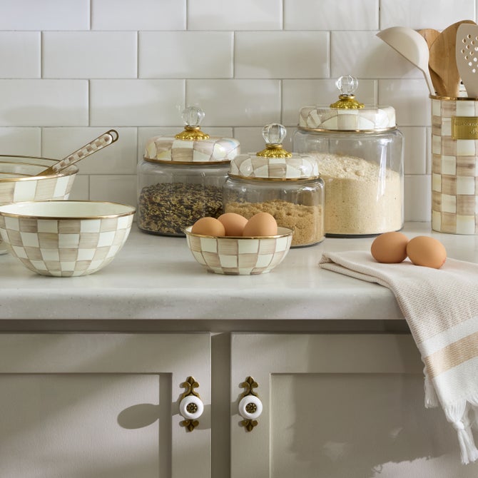 Mocha Check Enamel Everyday Bowl image number 3