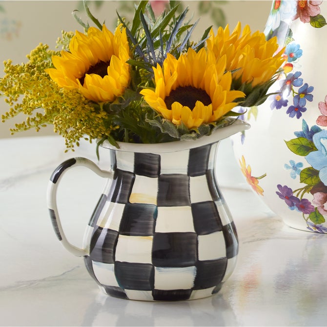 Courtly Check Creamer image number 1