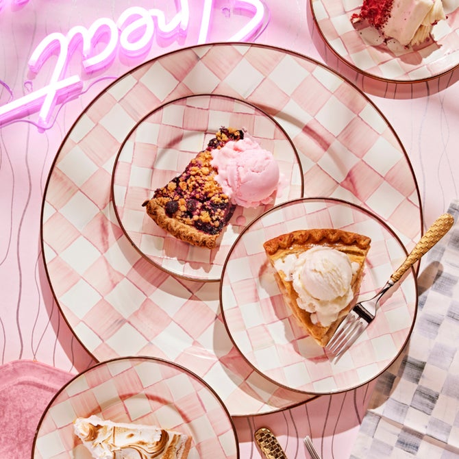 Rosy Check Serving Platter image number 4