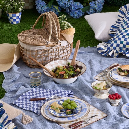 Mocha Check Salad Serving Set