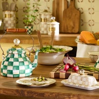 Mocha Check Salad Serving Set