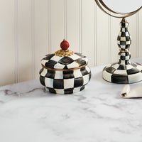 Courtly Check Squashed Pot