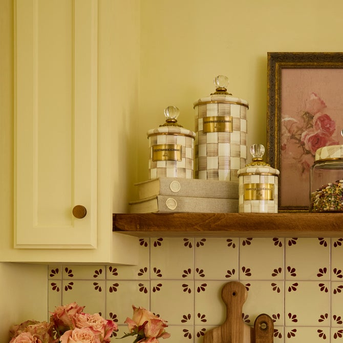 Mocha Check Small Canister image number 8