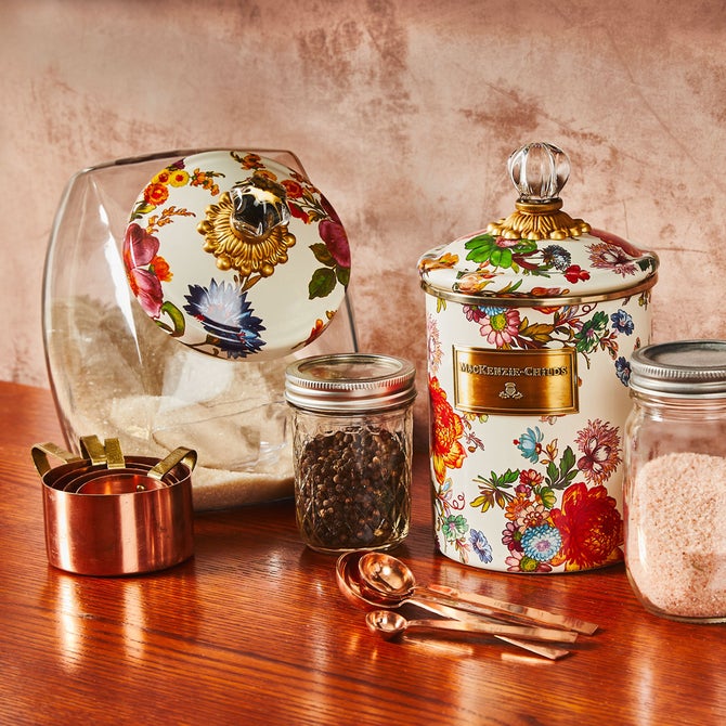 White Flower Market Medium Canister image number 7