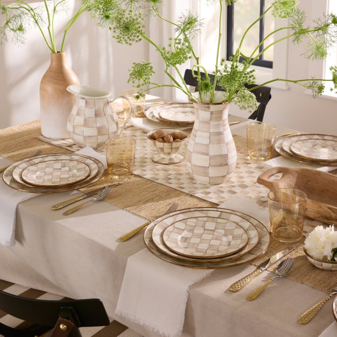 Mocha Check Dinner Plate image number 7