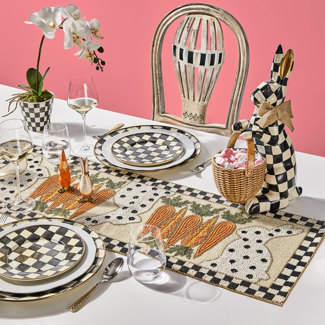 Courtly Check Dinner Plate image number 14
