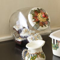 Cookie Jar with Evergreen Lid