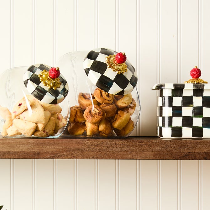 Cookie Jar with Courtly Check Lid image number 15