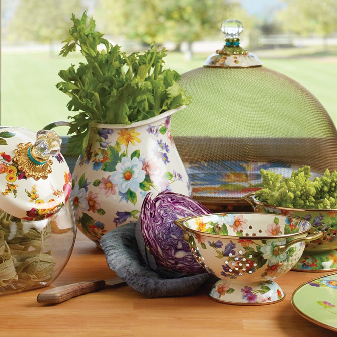 White Flower Market Pitcher image number 4