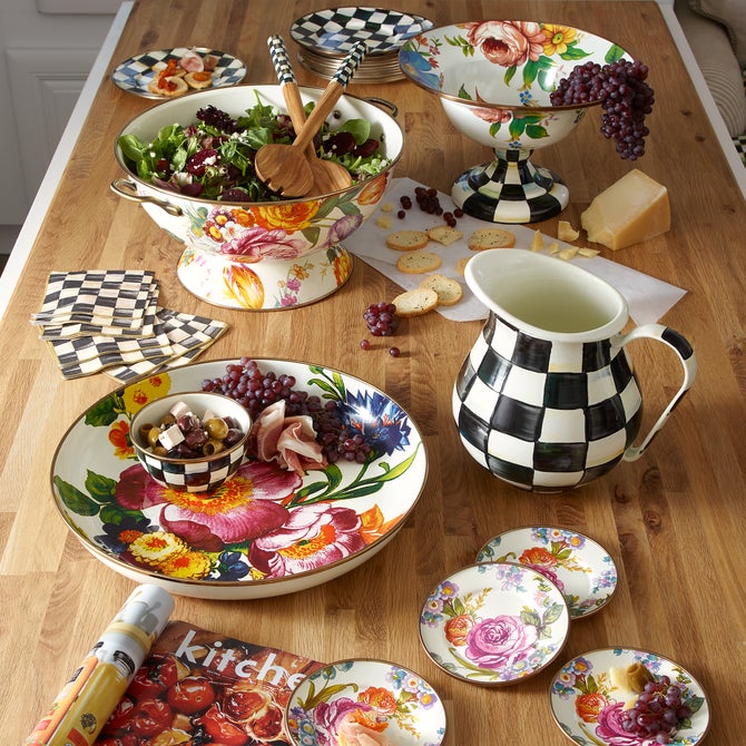 Courtly Check Pitcher image number 11