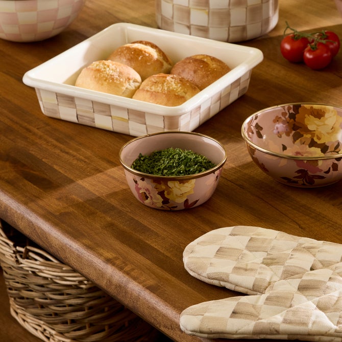 Wild Rose Mauve Pinch Bowl image number 2