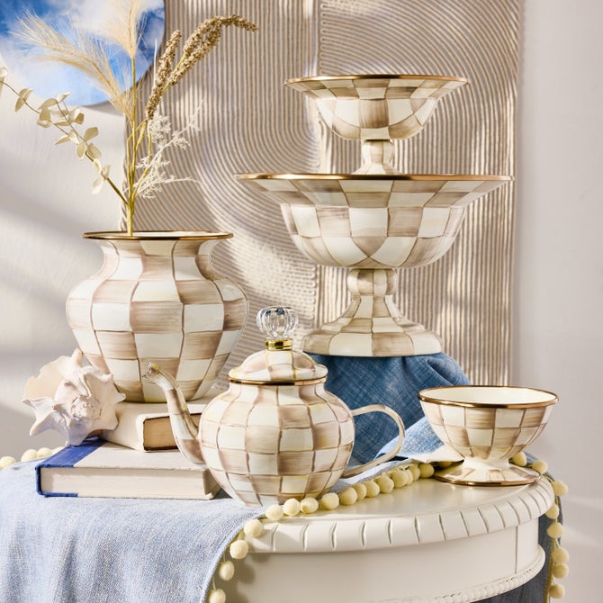 Mocha Check Ice Cream Dish image number 1