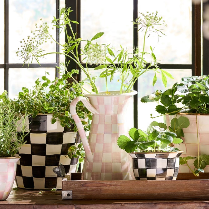 Rosy Check Large Practical Pitcher image number 3