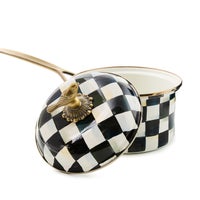 Courtly Check 2.5 Quart Saucepan