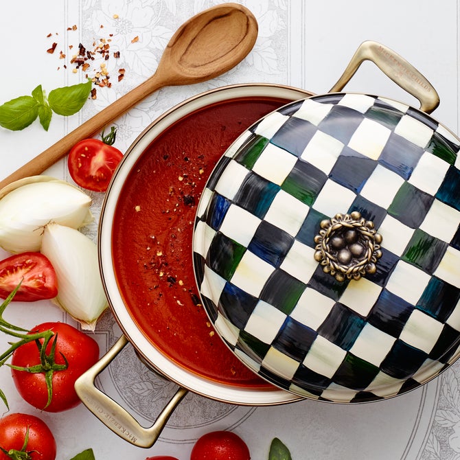 Courtly Check 3 Quart Casserole image number 1