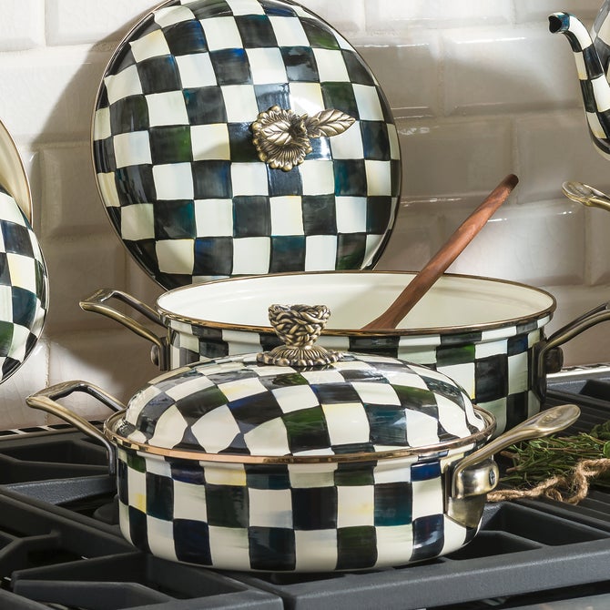 Courtly Check 3 Quart Casserole image number 4