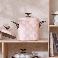 Rosy Check 7 Qt. Stockpot