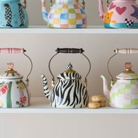 Zebra 2 Quart Tea Kettle