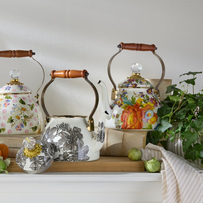 White Flower Market 2 Quart Tea Kettle image number 11