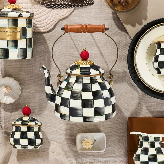 Courtly Check 2 Quart Tea Kettle image number 4