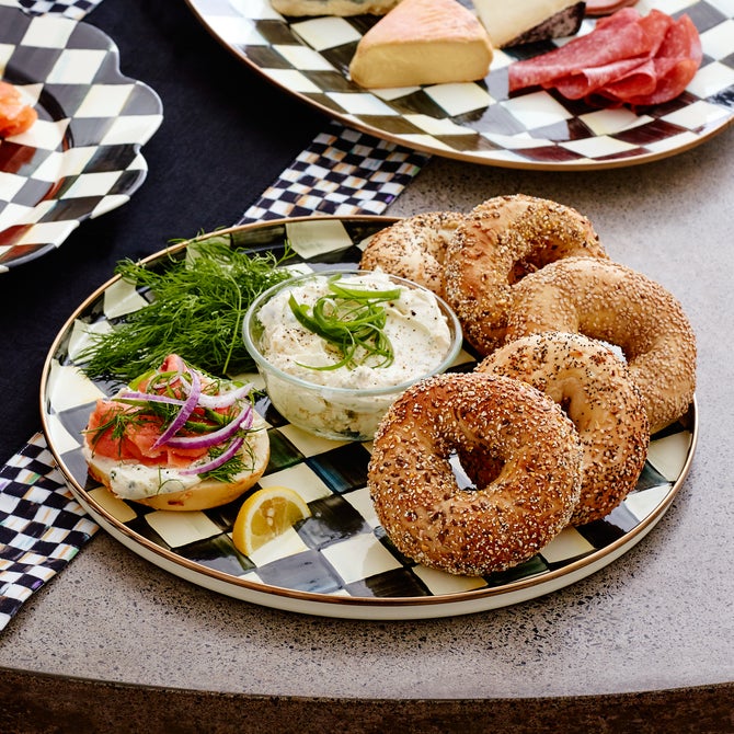 Courtly Check Round Tray image number 10