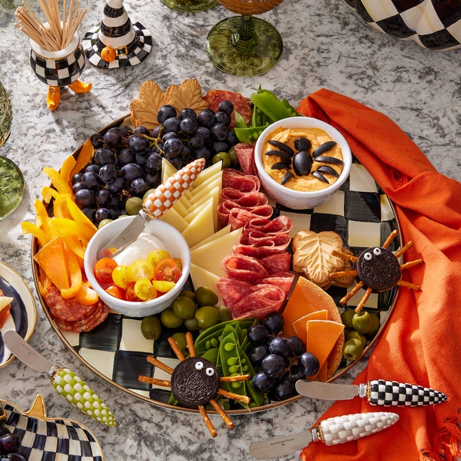 Courtly Check Round Tray image number 12