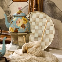 Mocha Check Round Tray