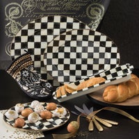 Courtly Check Medium Oval Platter
