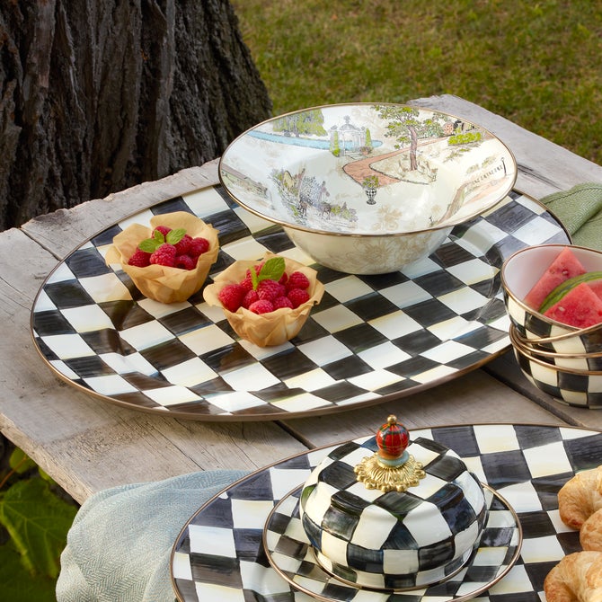 Courtly Check Large Oval Platter image number 7
