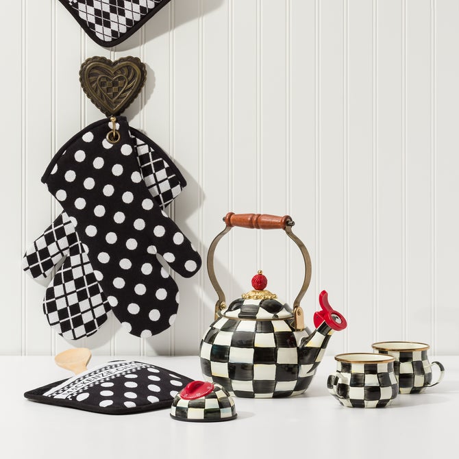 Courtly Check Whistling Tea Kettle image number 6