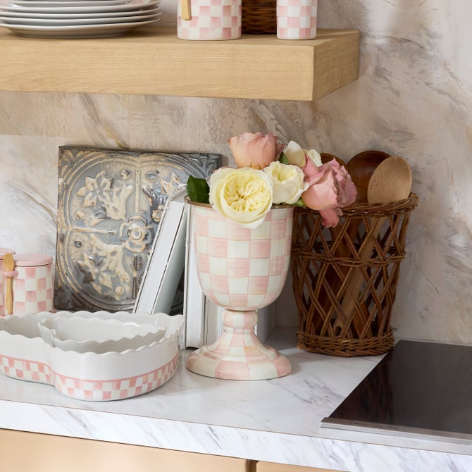 Rosy Check Pedestal Vase image number 1