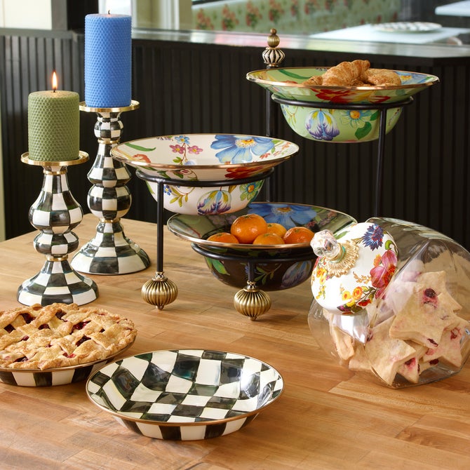 Courtly Check Pie Plate image number 8