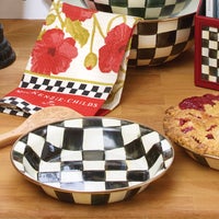Courtly Check Pie Plate