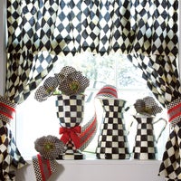 Courtly Check Medium Practical Pitcher