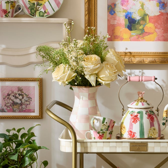 Rosy Check Medium Practical Pitcher image number 2