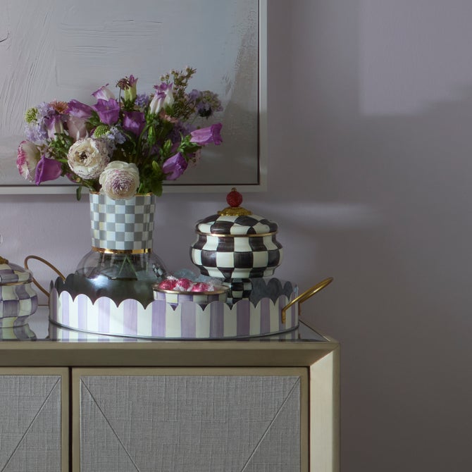 Courtly Check Curiosity Pot image number 1