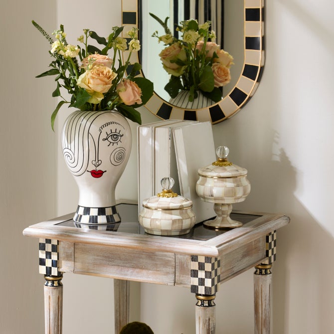 Mocha Check Curiosity Pot image number 6