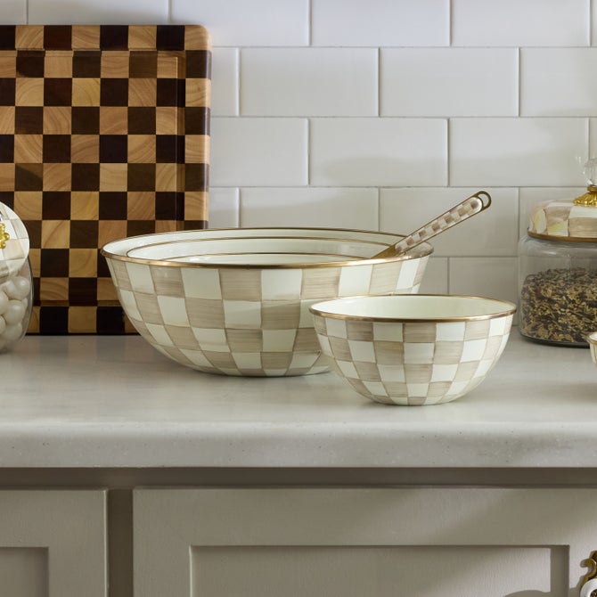 Mocha Check Medium Everyday Bowl image number 6