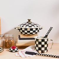 Courtly Check Medium Casserbole