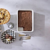 Courtly Check 9" x 13" Baking Pan