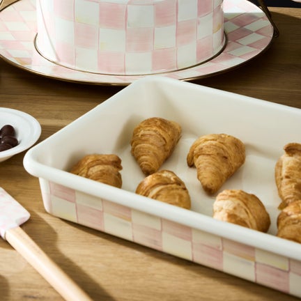 Rosy Check 9" x 13" Baking Pan