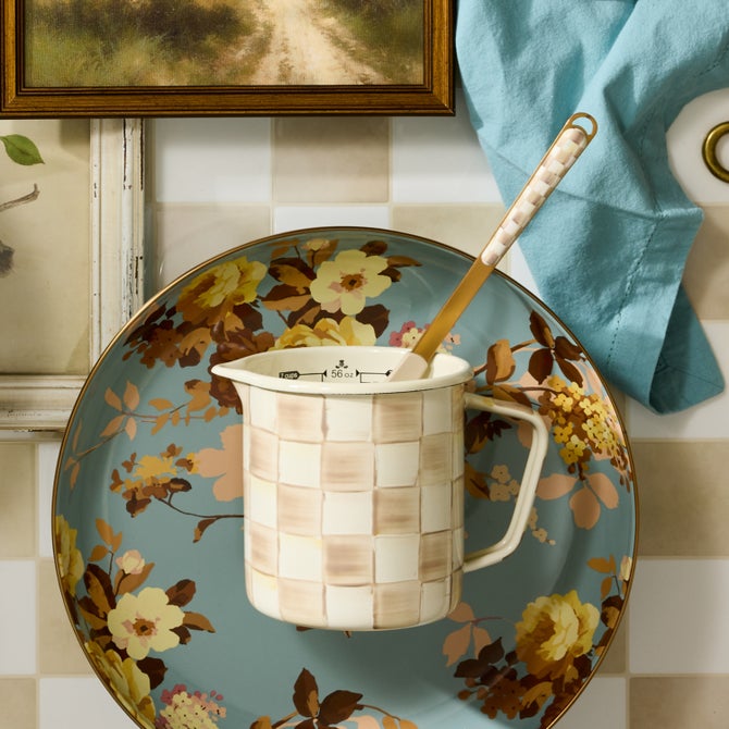 Mocha Check 7 Cup Measuring Cup image number 3