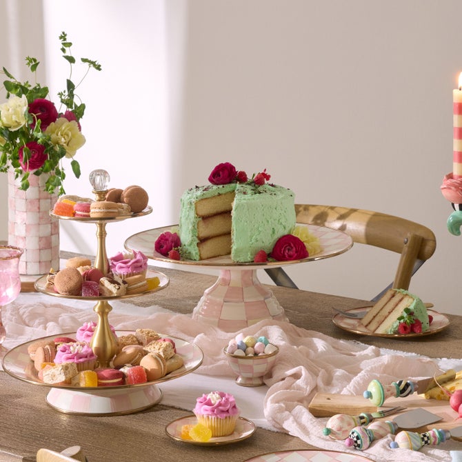 Rosy Check Large Pedestal Platter image number 1