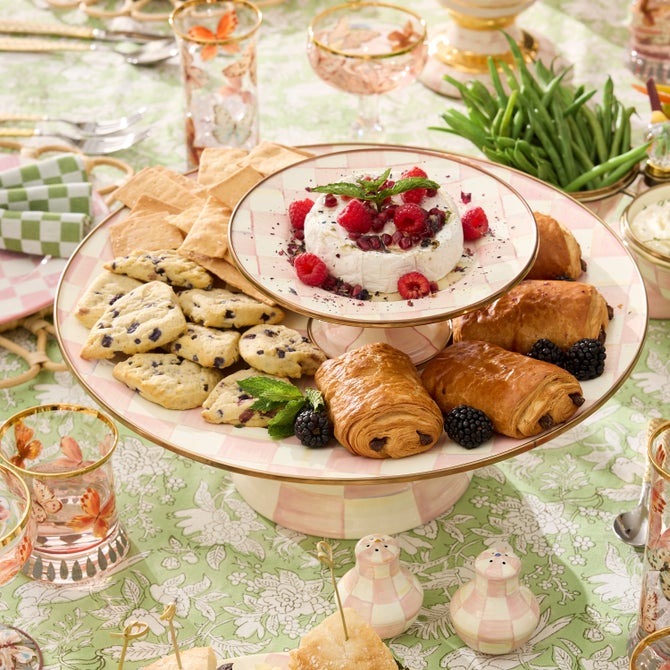 Rosy Check Large Pedestal Platter image number 3