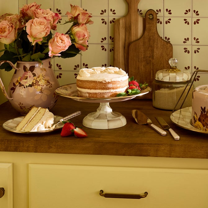 Wild Rose Mauve Small Pedestal Platter image number 1