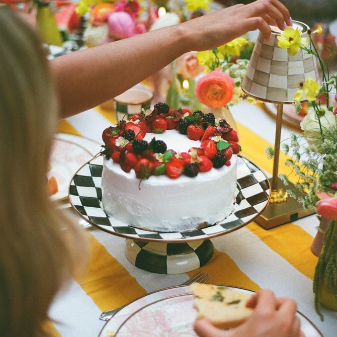 Courtly Check Small Pedestal Platter image number 15