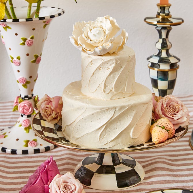 Courtly Check Small Pedestal Platter image number 9