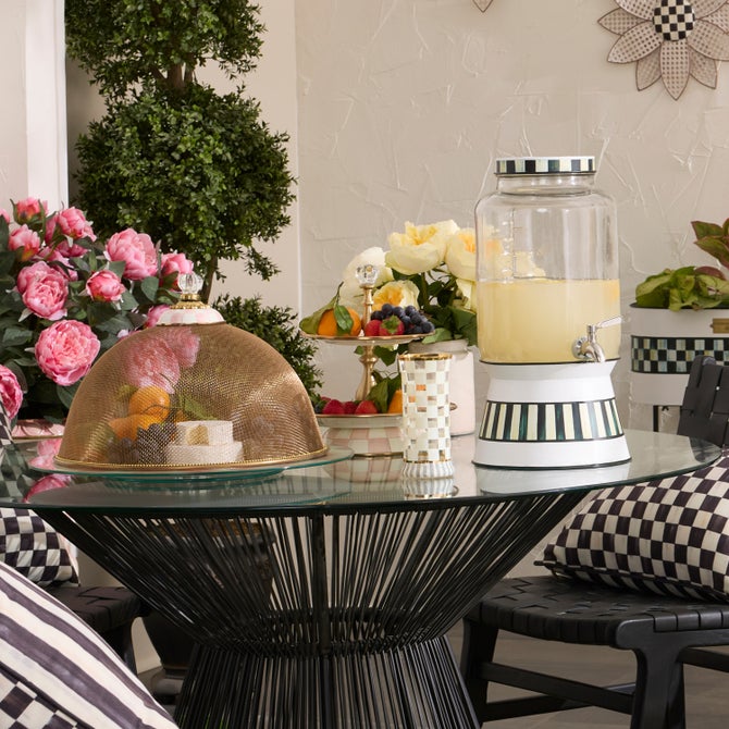 Rosy Check Two Tier Sweet Stand image number 3